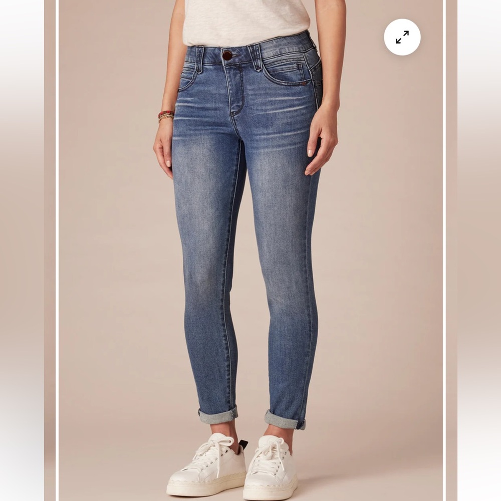 Democracy #2 Ab"solution® Light Blue Ankle Skimmer Denim Jean